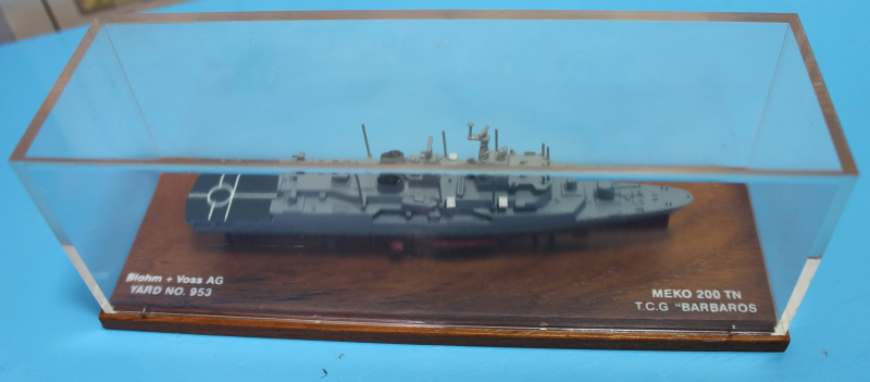 Fregatte F 244 TCG "Barbaros" Meko 200 TN (1 St.) TR 1993/97 in Vitrine